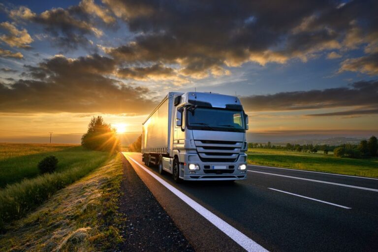 O boom do transporte de cargas fracionadas no Brasil: crescimento de 40% indica tendências para 2025