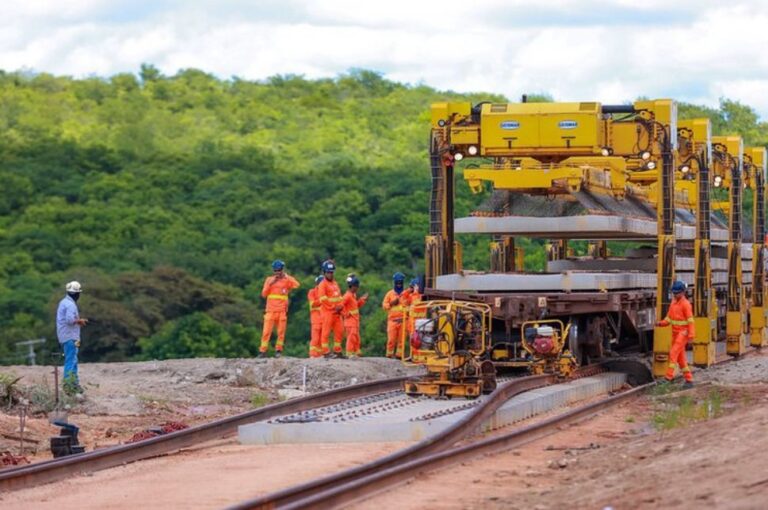 Projeto da maior obra logística do Brasil recebe R$ 400 milhões do Governo