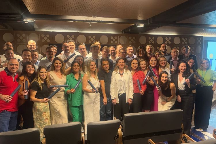 Terceira turma da Especialização em Gestão de Finanças do ITL forma 41 executivos de empresas de transporte e logística