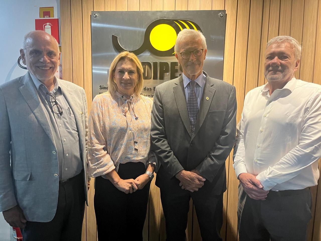 WhatsApp Image 2025-02-13 at 09.01.52