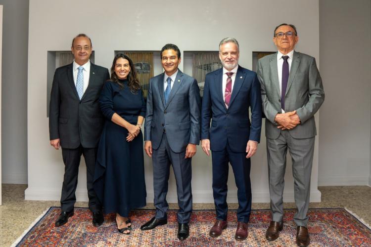 Em encontro com os deputados Marcos Pereira e Gilberto Abramo, CNT discute pautas estratégicas para o setor