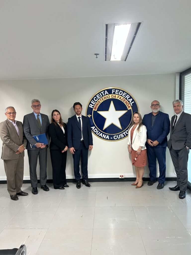 NTC&Logística participa de reunião estratégica com a Receita Federal para discutir avanços na implementação do TIR no Brasil