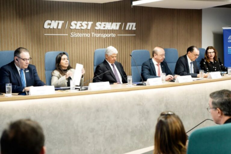 Diretoria da CNT faz balanço estratégico e define prioridades para 2025