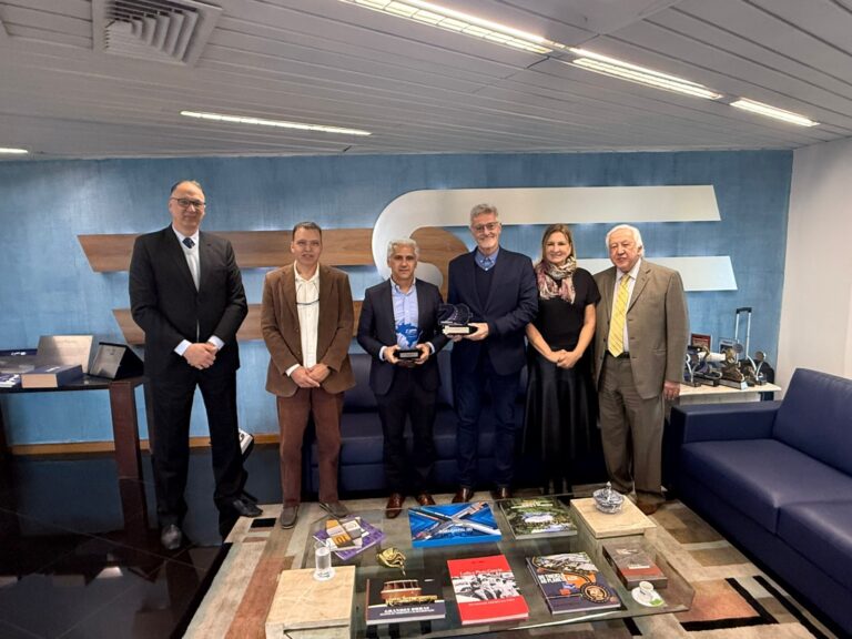 Presidente Eduardo Rebuzzi recebe Lucas Mendes, Presidente da SASCAR, para encontro institucional na subsede da NTC&Logística em São Paulo