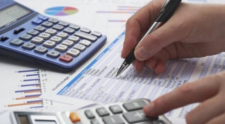 Juro alto eleva inadimplência de pequenas empresas, que buscam mais crédito para operar