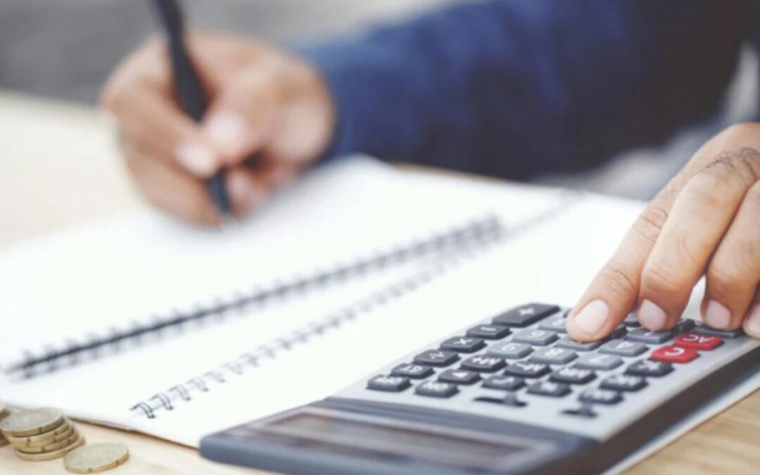 Custo Brasil está entre as principais barreiras da competitividade industrial, revela pesquisa da CNI