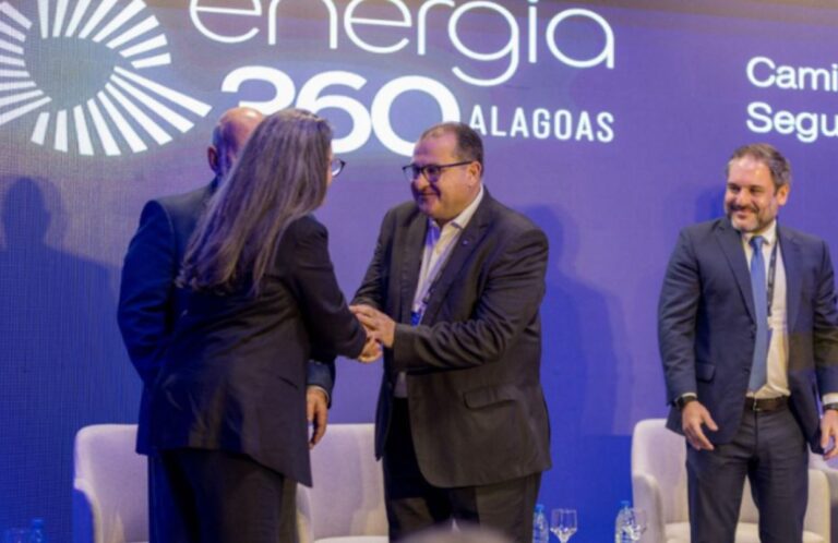 Transição energética nas rodovias: Ministério dos Transportes apresenta projeto para áreas de abastecimento a gás natural para caminhoneiros