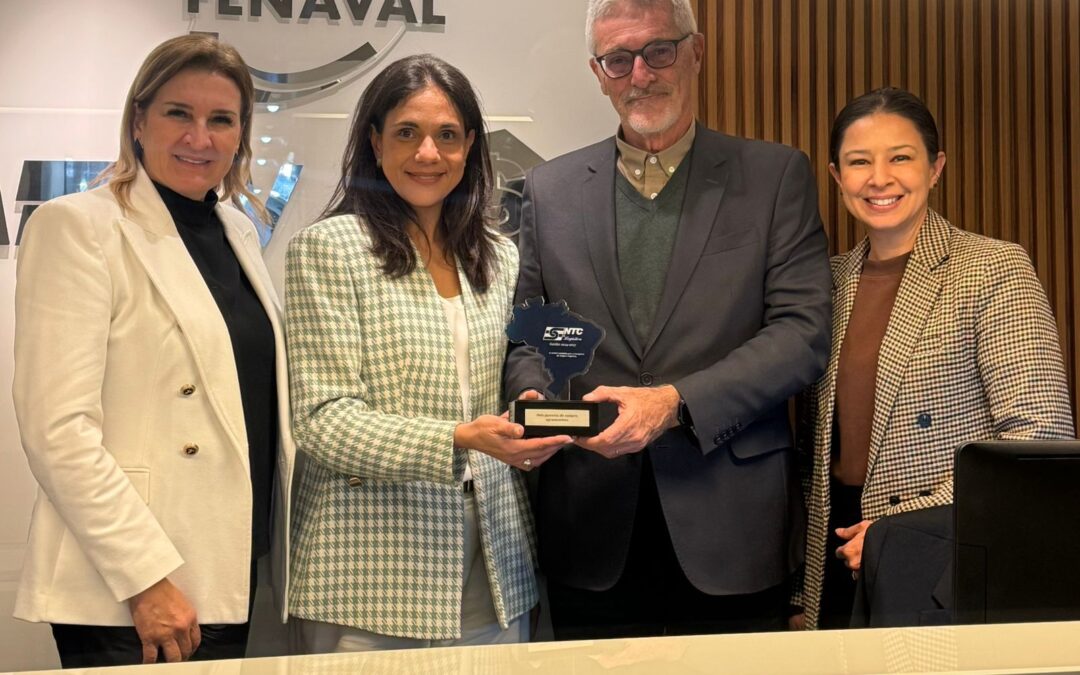Presidente da NTC&Logística, Eduardo Rebuzzi visita sede da ABTV e FENAVAL em São Paulo