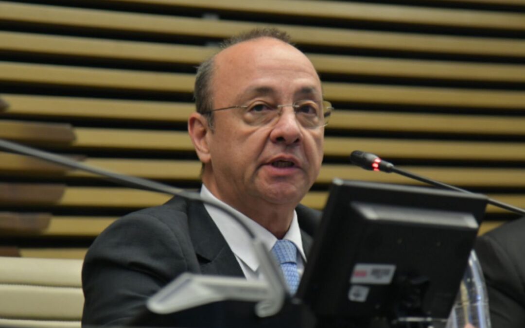 Vander Costa defende plano estratégico de logística com foco em equilíbrio regional e qualificação profissional