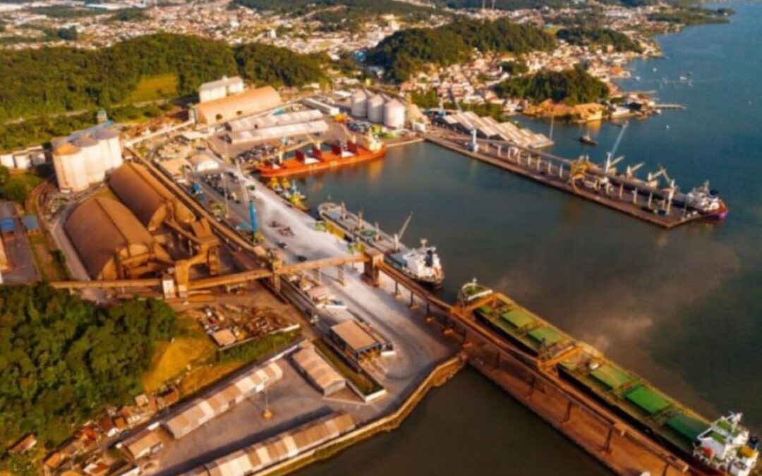 Portos Itapoá e de São Francisco do Sul preparam salto logístico com dragagem de R$ 325 milhões