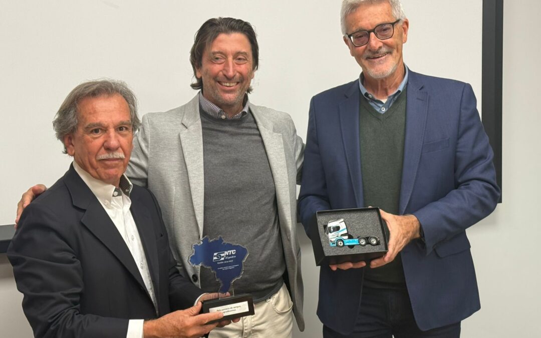 Parceria de mais de 50 anos é celebrada em visita da presidência da NTC&Logística à Scania