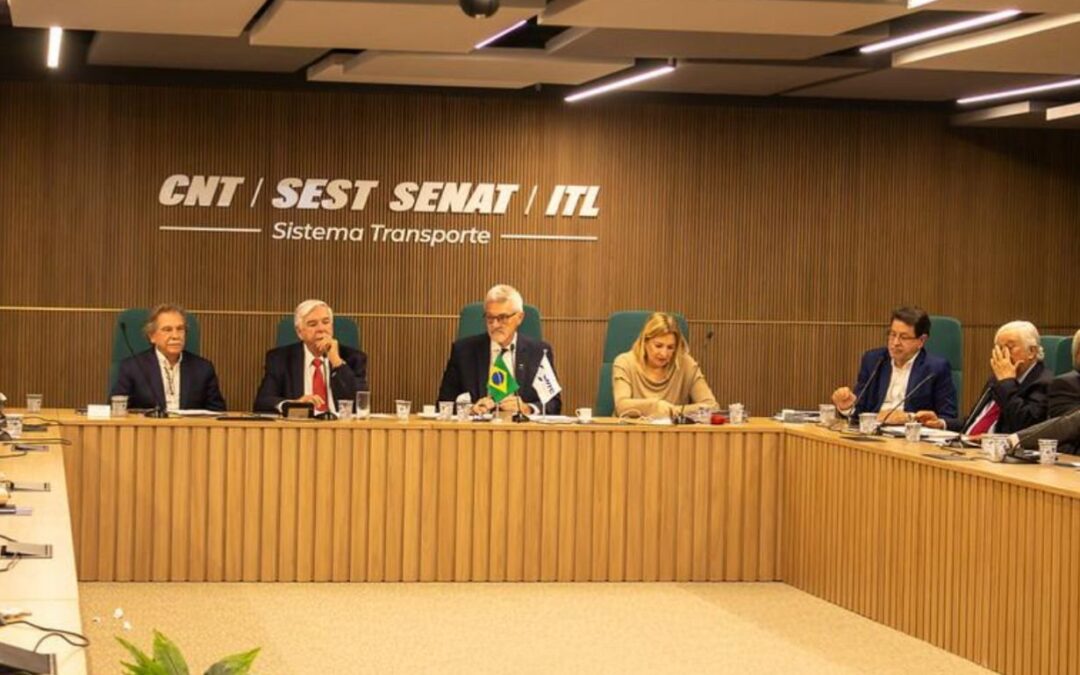 Reunião Ordinária da Diretoria da NTC&Logística celebra 62 anos da entidade e debate pautas relevantes do setor