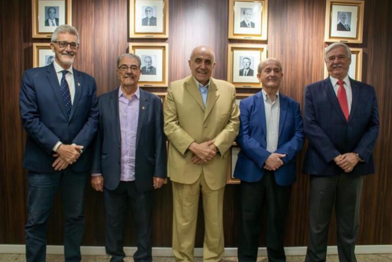 NTC&Logística inaugura Galeria de Ex-Presidentes na sede da entidade, em Brasília