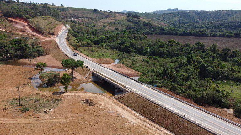 Novas pontes na BR-265 impulsionam o desenvolvimento no Sul de Minas Gerais