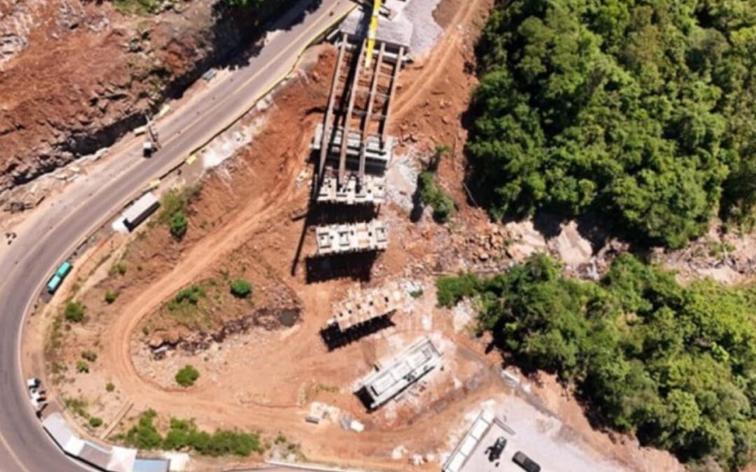 Avançam obras de viadutos na BR-470, na Serra Gaúcha