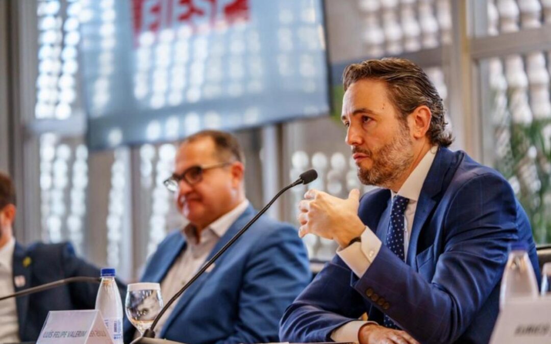 Ministério dos Transportes debate efeitos da reforma tributária nas concessões e nos investimentos em infraestrutura