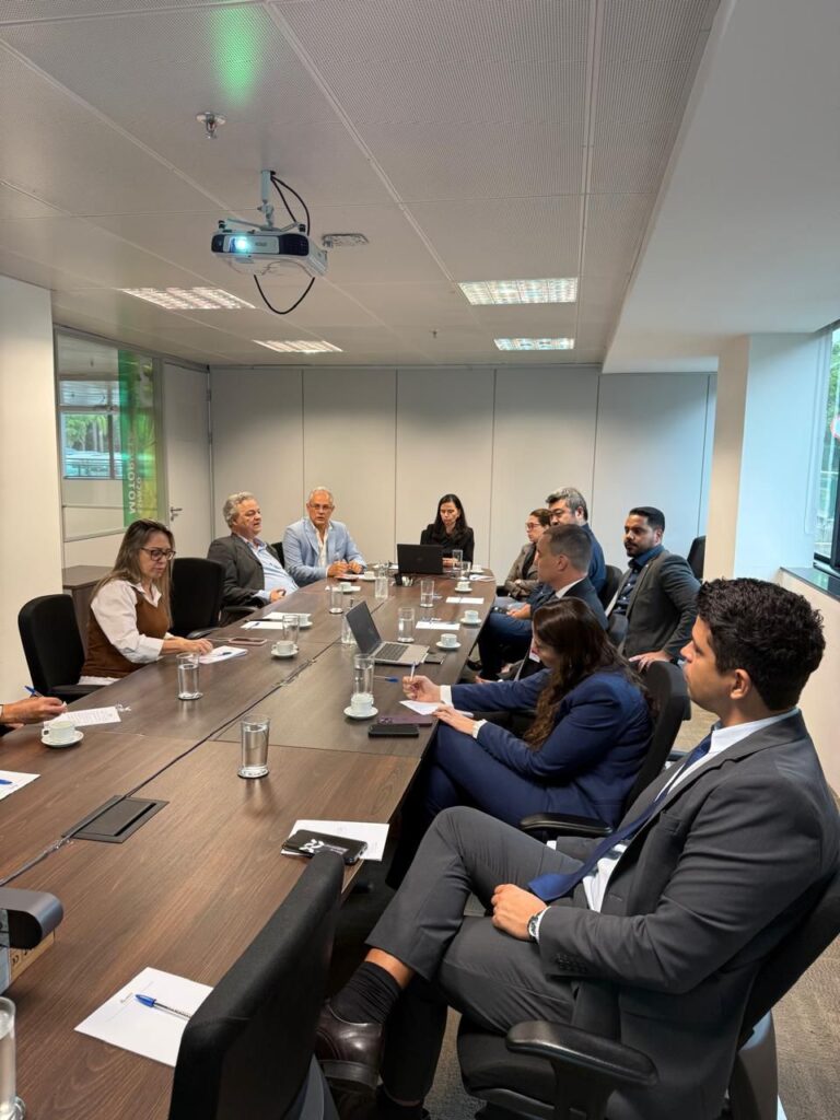 NTC&Logística leva à ANTT demanda sobre notificações de multas por excesso de peso