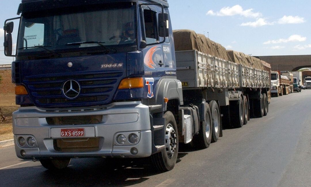 Setor de serviços do Brasil cresce mais que o esperado em setembro