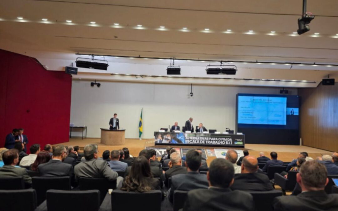 CNT alerta para risco de falta de profissionais no transporte em debate sobre jornada 6×1 na Câmara