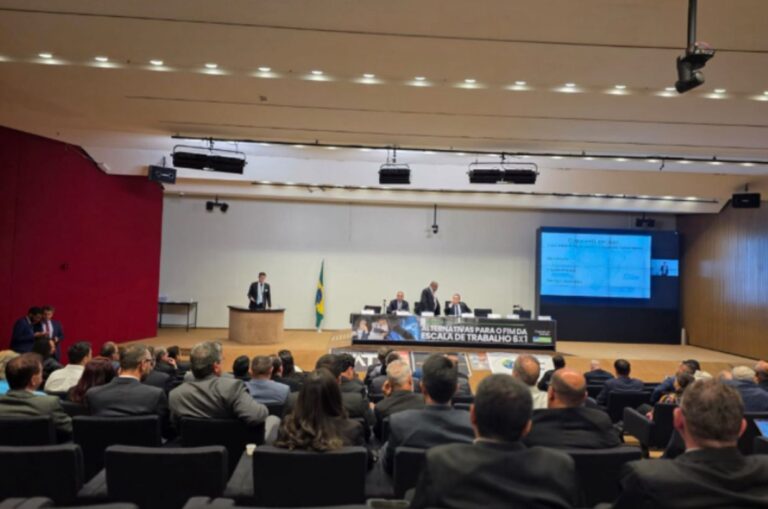 CNT alerta para risco de falta de profissionais no transporte em debate sobre jornada 6×1 na Câmara