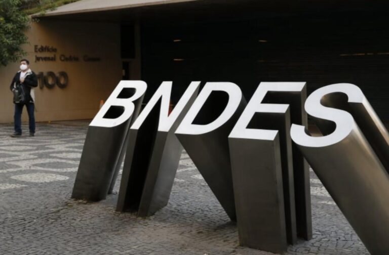 BNDES aprova primeiro financiamento do Fundo Clima para caminhões a biometano