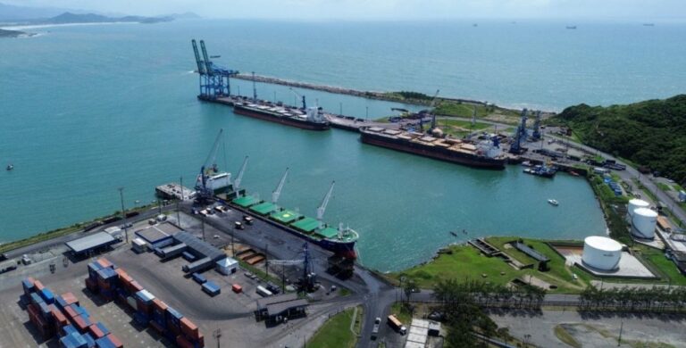 Porto de SC recebe obra histórica de R$ 95 milhões para ampliar capacidade de operação