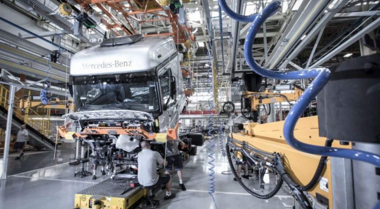 WhatsApp Image 2025-12-02 at 05.54.01 (2)