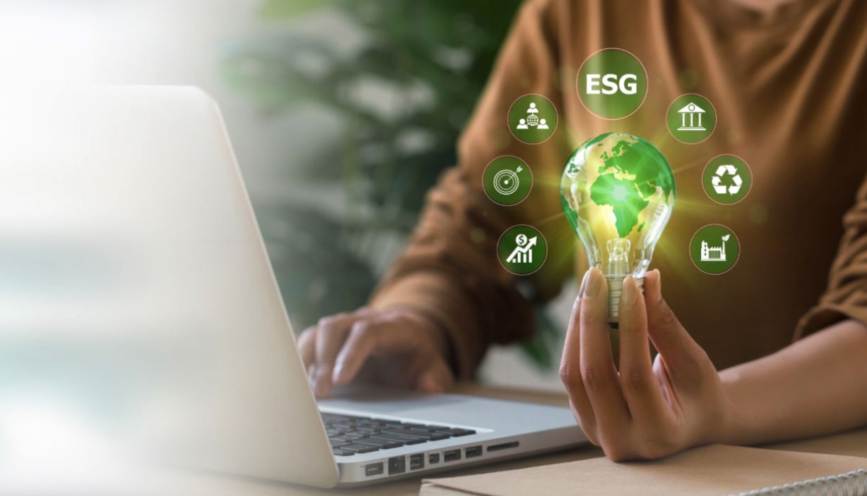 WhatsApp Image 2025-12-04 at 07.21.54 (1)