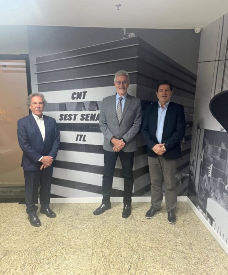 NTC&Logística moderniza sua sede em Brasília e recebe lideranças do setor de transporte