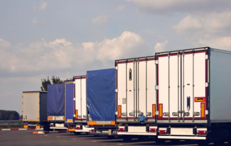 Mercado industrial brasileiro atinge picos de ocupação e valorização em 2025