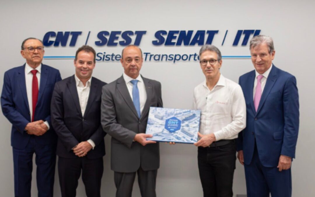 CNT recebe governador de Minas Gerais para debater investimentos em infraestrutura de transporte e logística