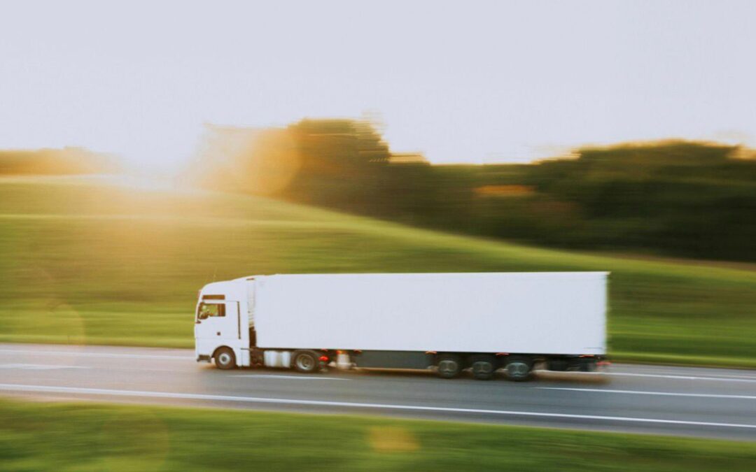 O mercado já cobra práticas ESG de toda a cadeia produtiva. Sua transportadora está preparada?