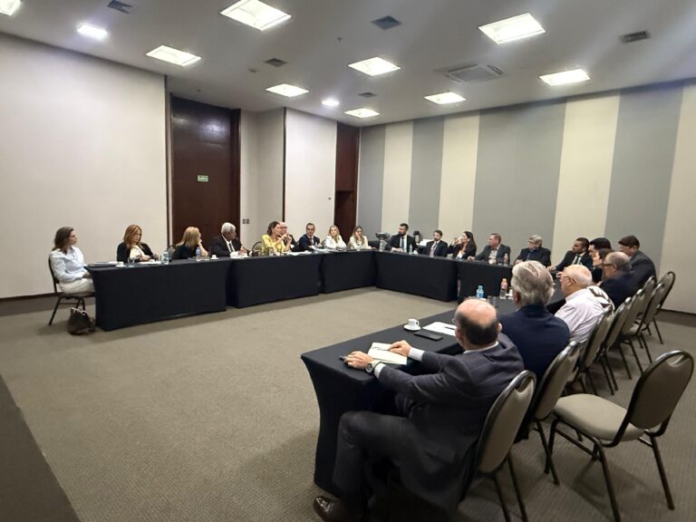 CATSIND debate pautas estratégicas durante o CONET&Intersindical, em Brasília
