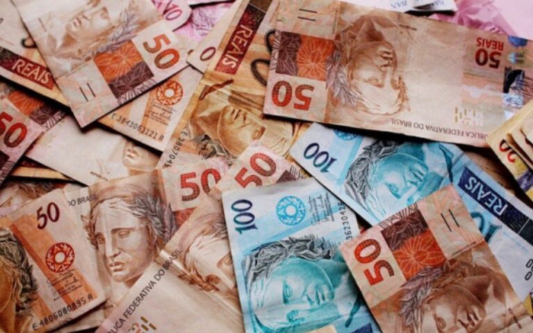 Inflação oficial recua para 3,81%, com variação de 0,7% em fevereiro