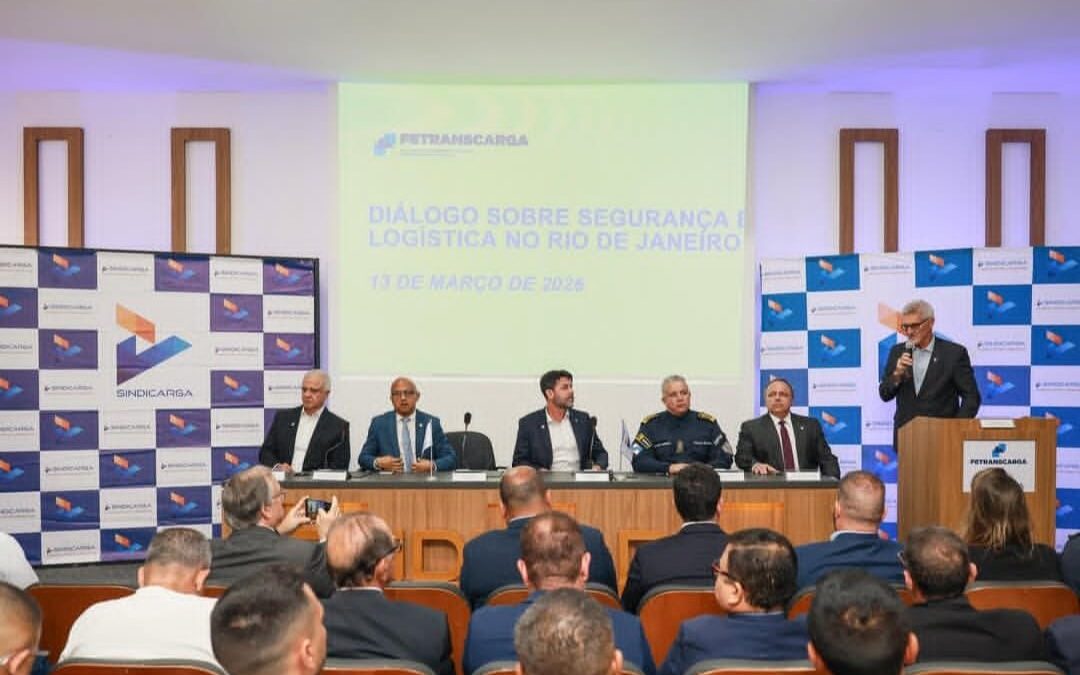 FETRANSCARGA e SINDICARGA promovem diálogo estratégico sobre segurança e logística no Rio de Janeiro