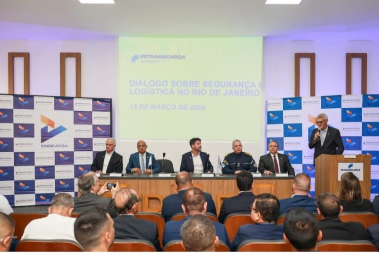 FETRANSCARGA e SINDICARGA promovem diálogo estratégico sobre segurança e logística no Rio de Janeiro
