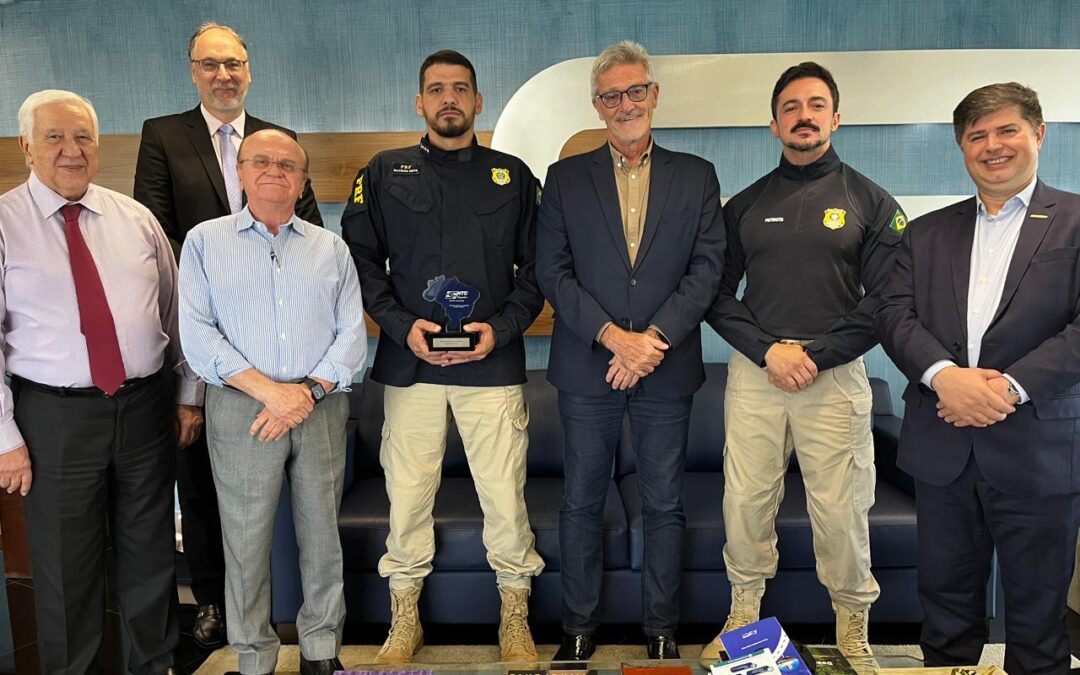 Presidente da NTC&Logística, Eduardo Rebuzzi, recebe representantes da PRF em São Paulo para fortalecer ações de combate ao roubo de cargas