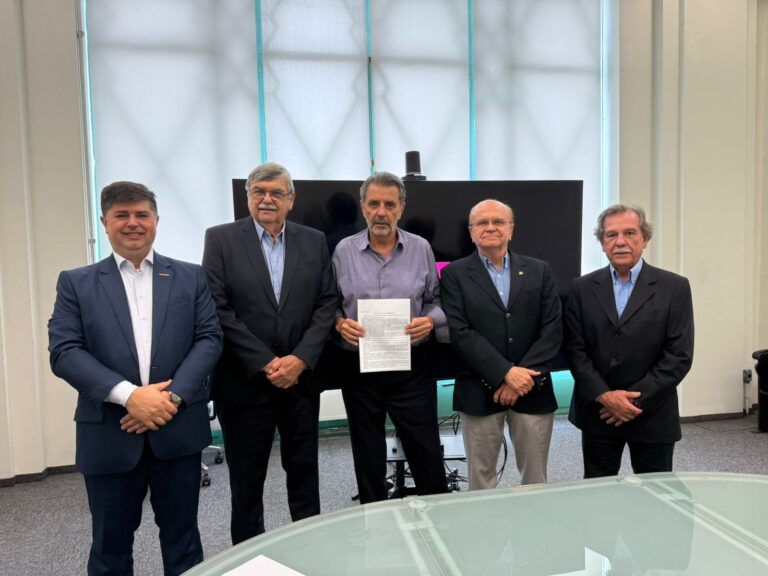 Vice-presidente da NTC&Logística, Antonio Luiz Leite, participa de reunião na Secretaria de Segurança Pública de São Paulo
