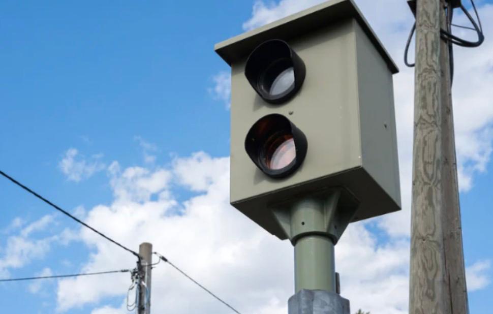 DER-RJ instala novos radares na RJ-104 e na RJ-106