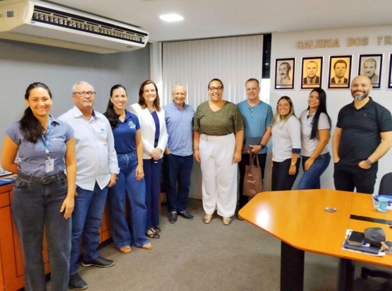 Transcares capacita profissionais em comunicação e compliance