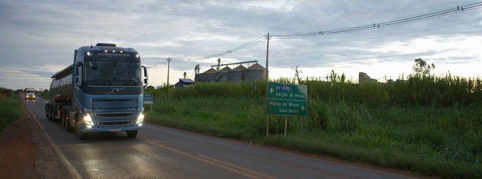 Rodovias mineiras têm restrição de circulação de veículos pesados no feriado do Dia do Trabalhador