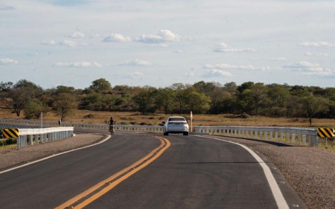 Na Bahia, Ministro dos Transportes entrega trecho da BR-020 e autoriza manutenção em 217 quilômetros da BR-242