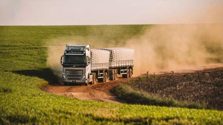 Agronegócio em expansão aumenta demanda por transporte e pressiona logística no Norte do Paraná