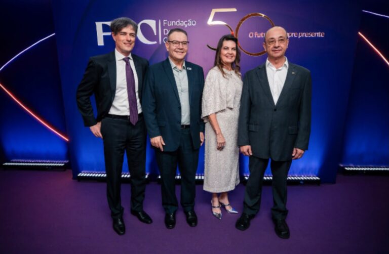 Sistema Transporte celebra 50 anos da Fundação Dom Cabral e reforça parceria pela qualificação do setor