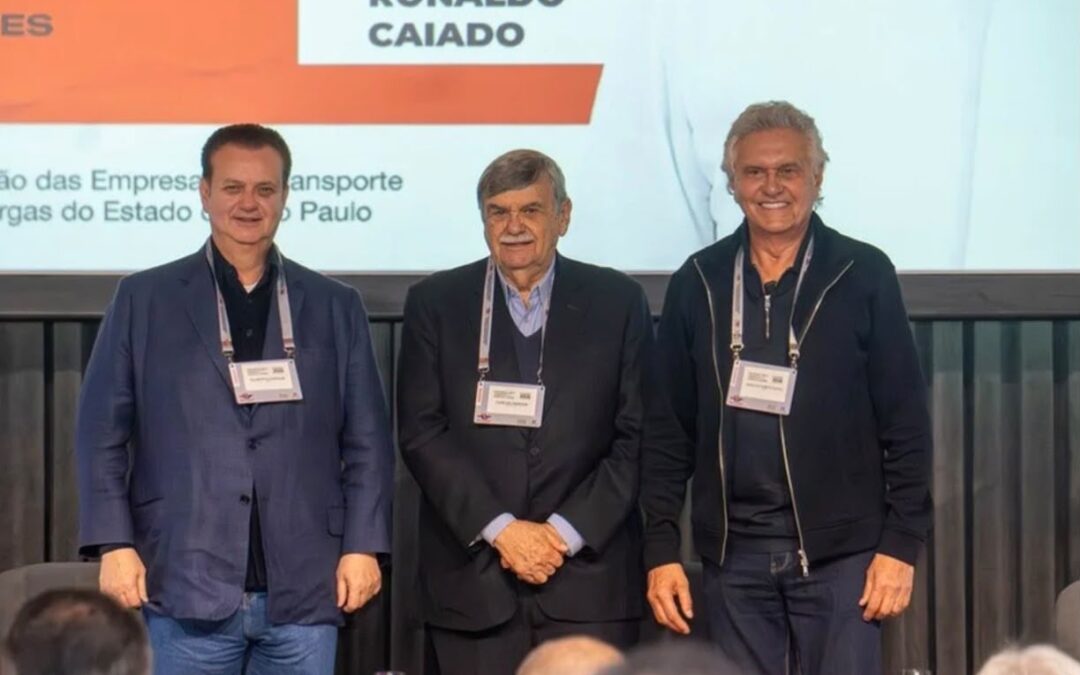 Caiado recebe propostas do transporte de cargas em encontro com empresários de SP