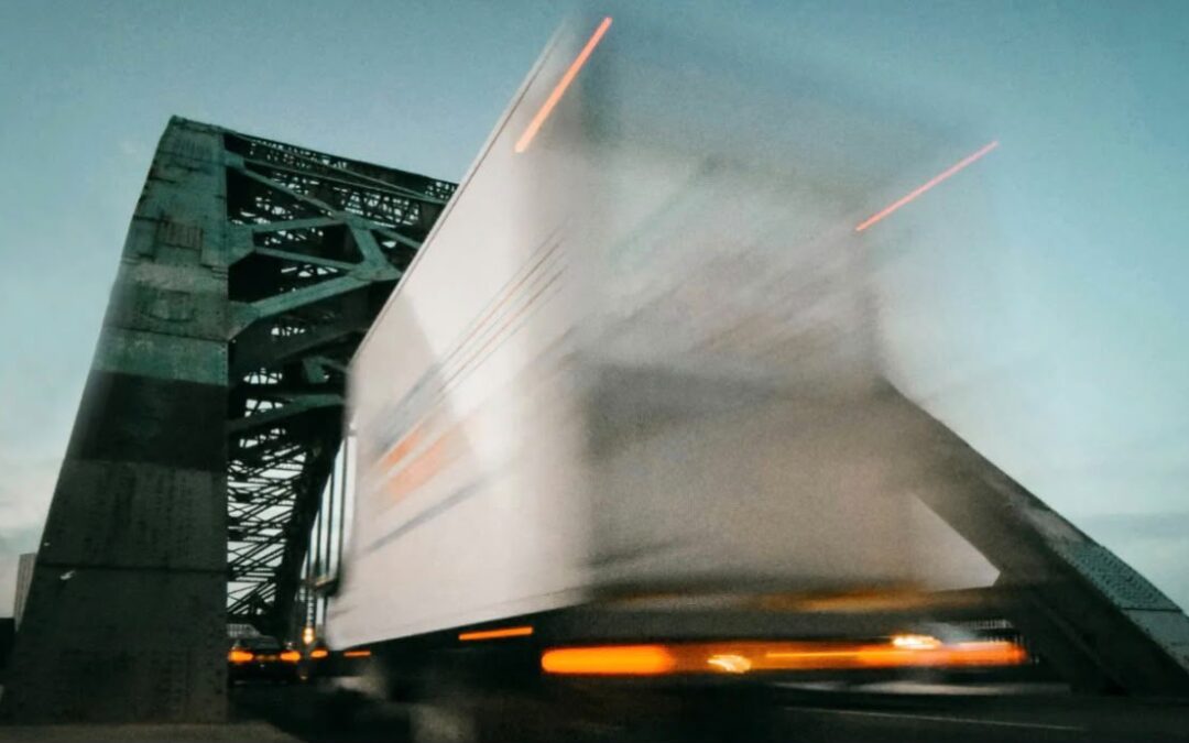 Excesso de velocidade responde por 46,8% das multas em frotas corporativas