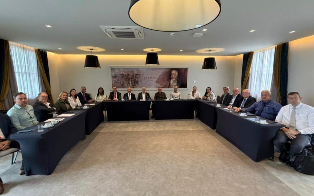 CATSIND reúne lideranças e assessores jurídicos durante o CONET&Intersindical, em Ouro Preto, para debater temas trabalhistas