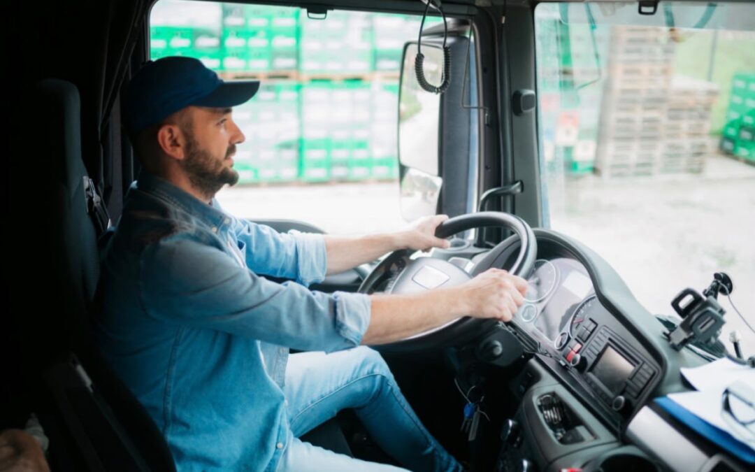 Estudo mapeia 98,8 mil profissionais do transporte de produtos perigosos e aponta desafios de formação e renovação do setor