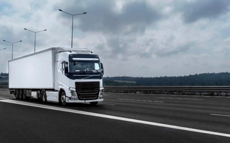 Setor de transporte de cargas busca diálogo com futuras lideranças para ampliar investimentos