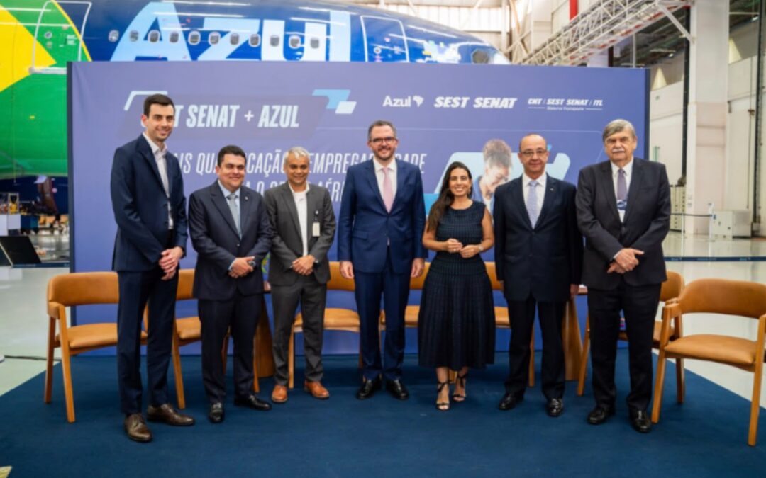 SEST SENAT e Azul firmam acordo para fortalecer formação de profissionais para a aviação